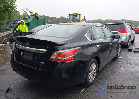 2014 Nissan Altima 2.5 S из США, поврежденный, VIN 1N4AL3AP7EC281749